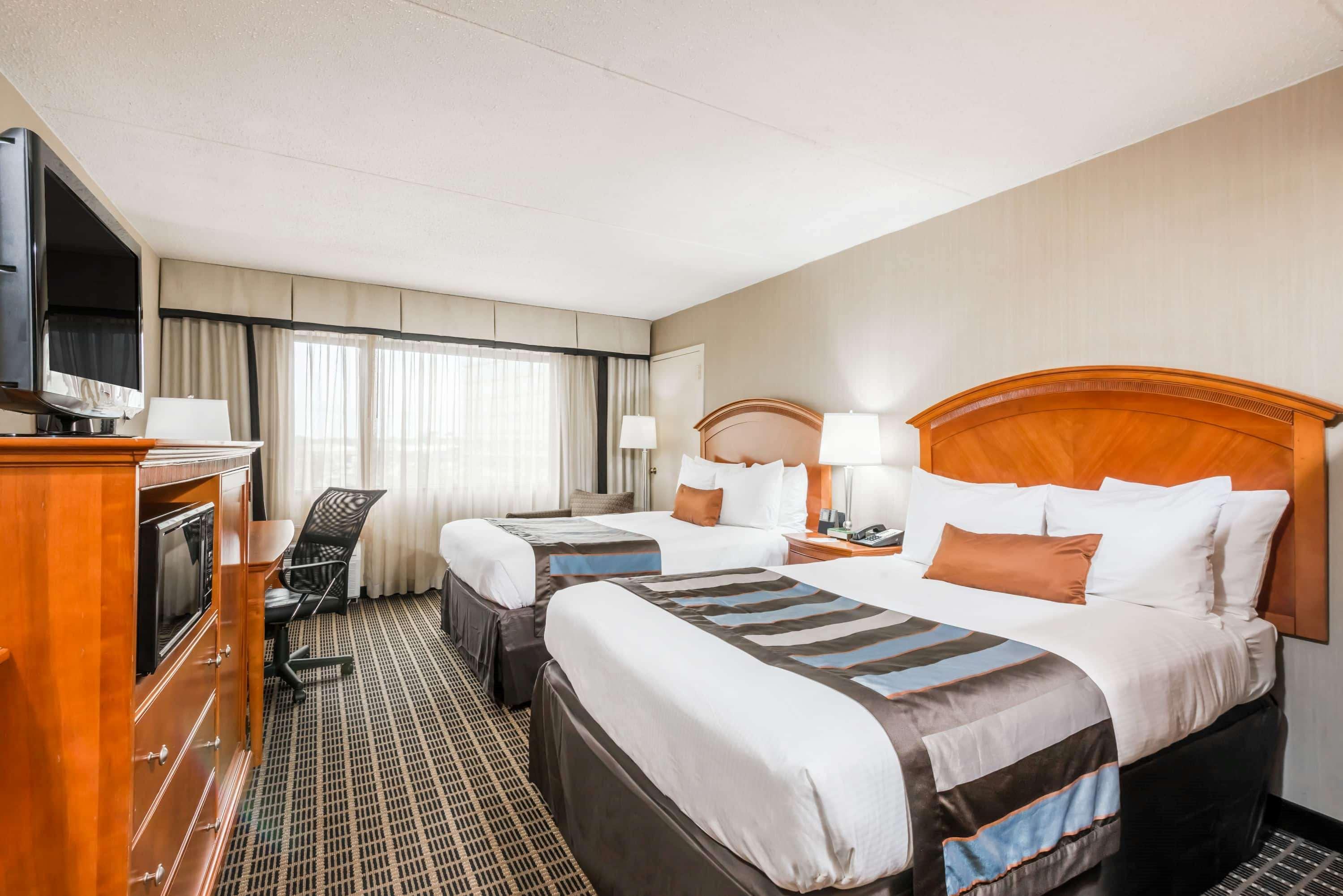 Wingate By Wyndham Springfield Hotel Exterior photo
