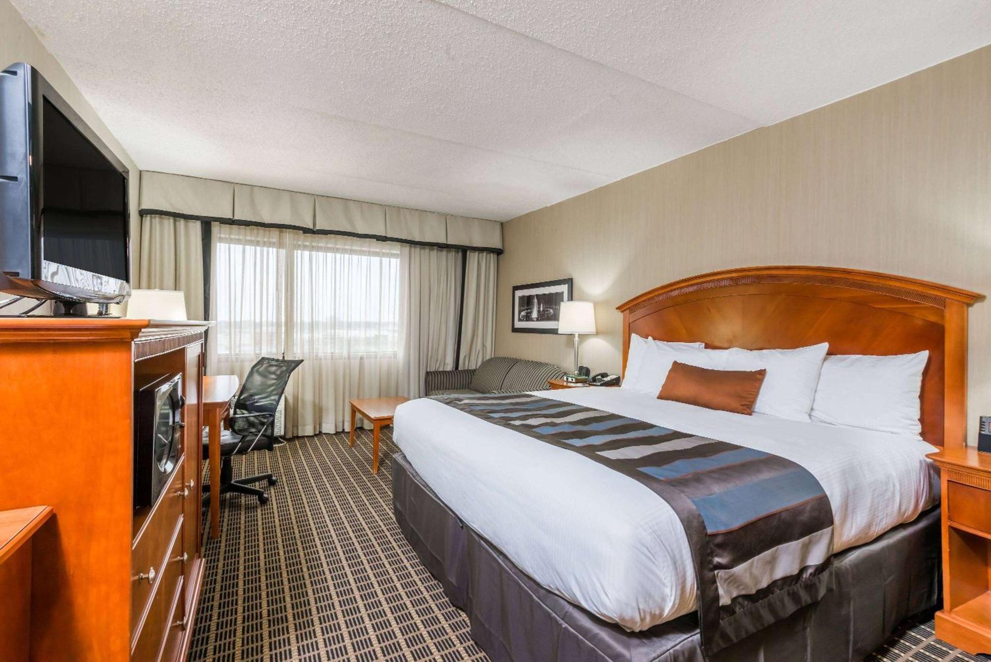 Wingate By Wyndham Springfield Hotel Exterior photo